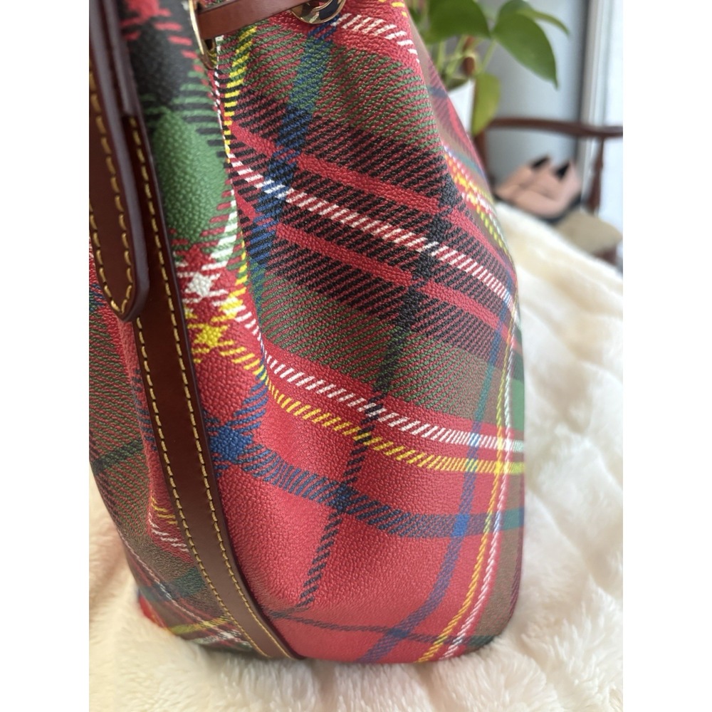Dooney & Bourke Plaid Bucket Drawstring Shoulder Bag Red Green Tassel Logo - Picture 6 of 16